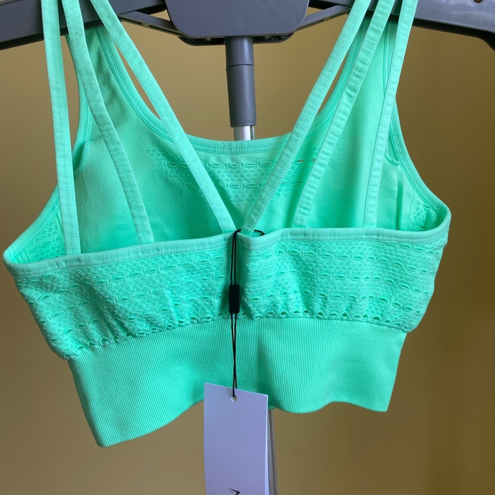 Gymshark  ENERGY+ SEAMLESS CROP TOP NWT - Picture 3 of 3